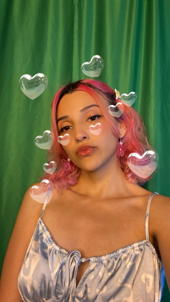 Pink Fruit "Space QT" song
