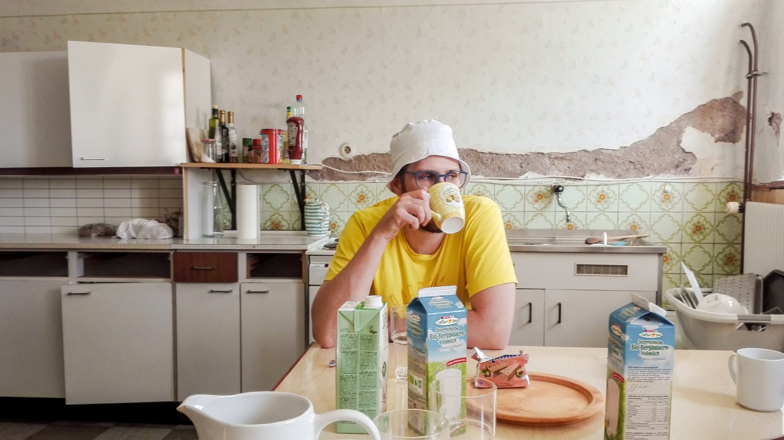 My Friend The Chimpanzee Shares Latest Track “Twin Moons”