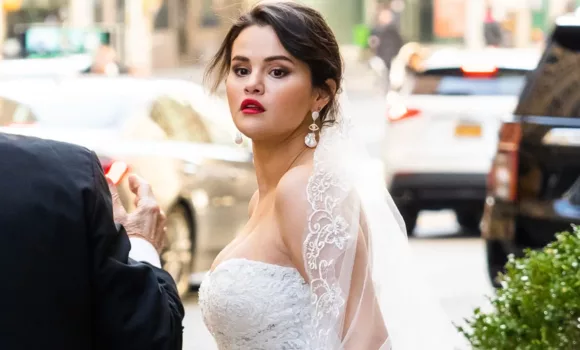 Selena Gomez Kidney Donor Throws Shade At Her In Video
