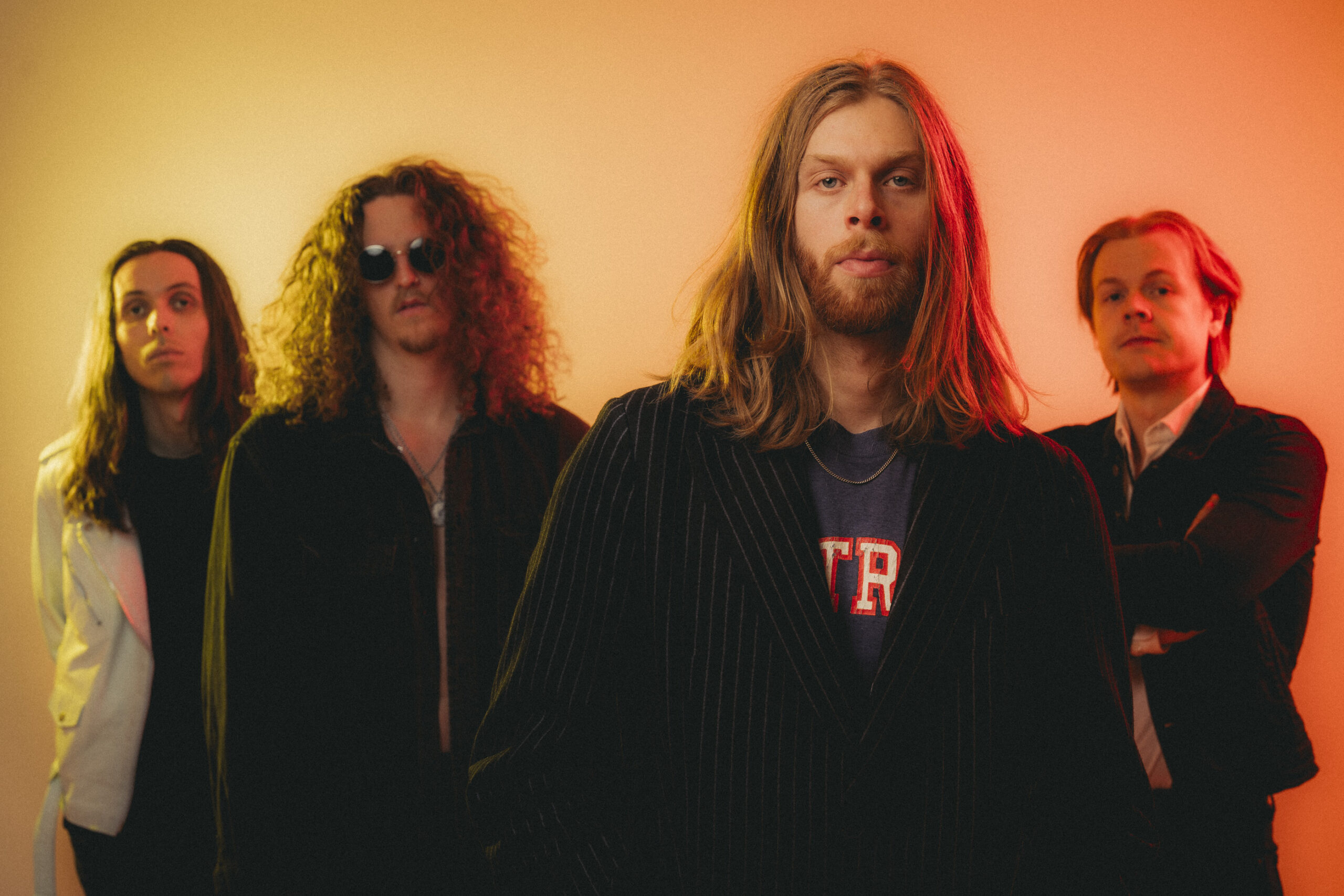 GRAND MOJO’S DEBUT ALBUM “BLONDE VOYAGE” IS A PERFECT BALANCE OF SENSITIVITY AND FOOT-TAPPING SONGS
