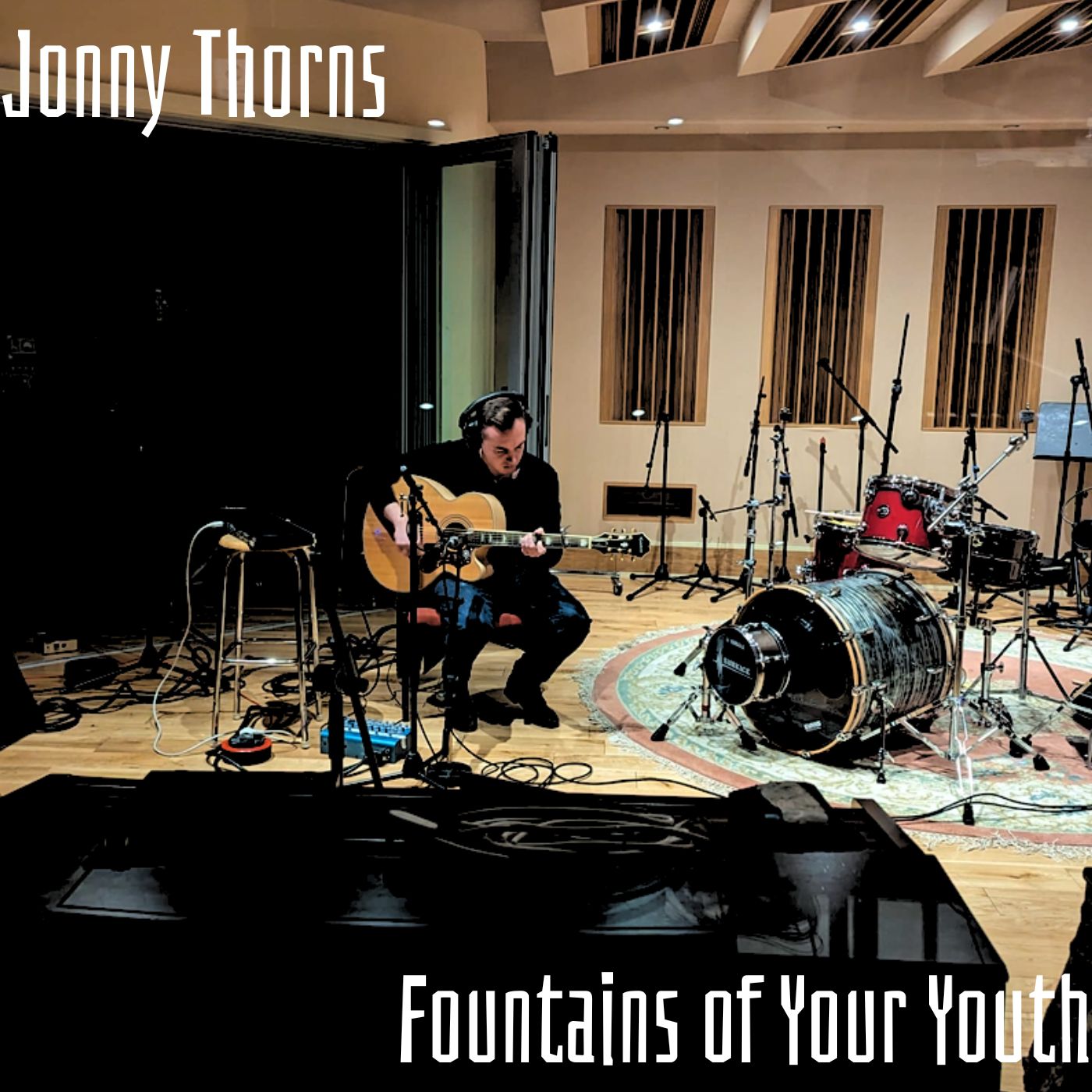 JONNY THORNS THRILLS FANS WITH HIS “FOUNTAINS OF YOUR YOUTH” EP