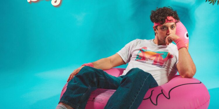 ALEJ REDEFINES POP ESCAPISM WITH THE IRRESISTIBLE BANTAM “MIAMI BOYS”