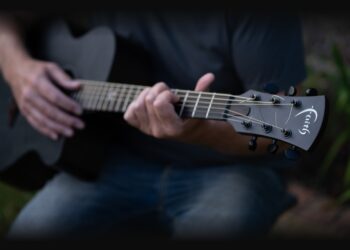 MUSIC BY JEREMY IS REDEFINING MUSIC FOREVER WITH “SCENES FROM A WELL WORN PATH – SIDE ONE”