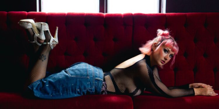ALINA DELIVERS PURE INDIE-POP BRILLIANCE: ‘CORDIALLY INVITED’ IS A BOLD, HONEST, AND UNMISSABLE MASTERPIECE